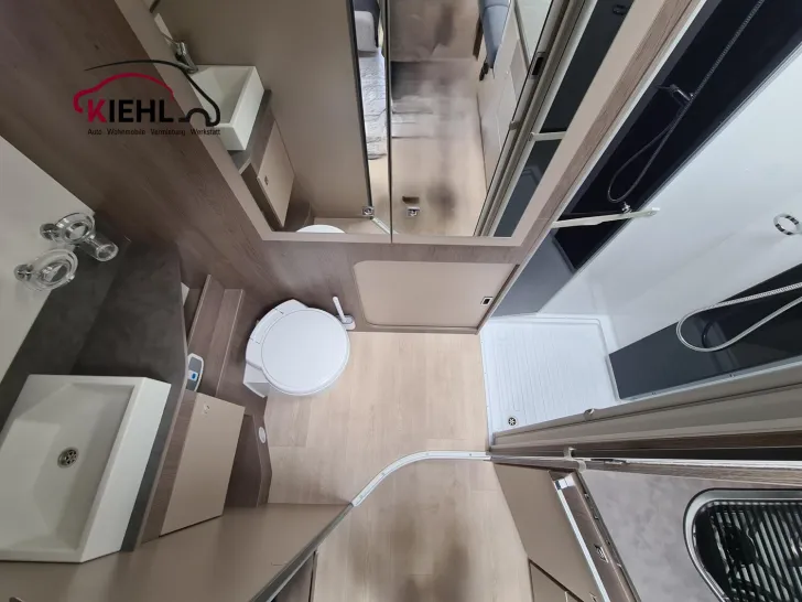 Fahrzeugbild Chausson Titanium 640 *Heckbad*Dieselheizung*Face-Face* #25
