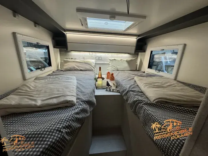 Fahrzeugbild Forster Coupe FT 669 EBN #11