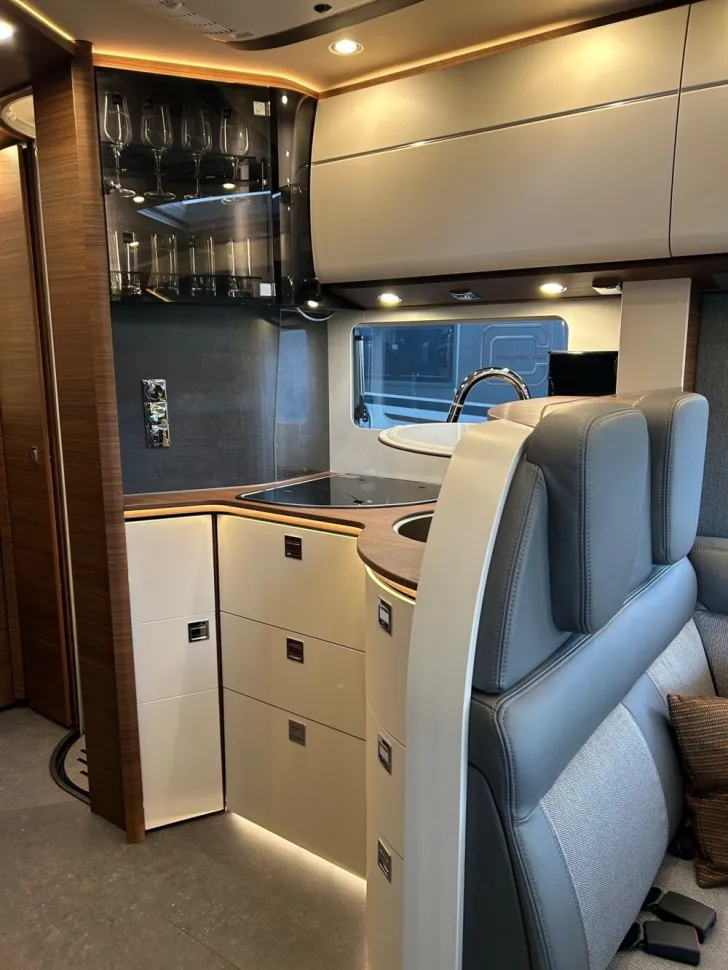 Fahrzeugbild Carthago chic c-line I 4.9 LE L #13