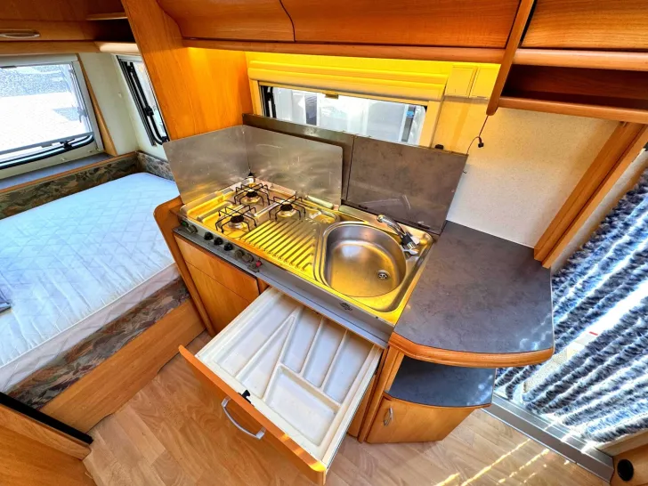 Fahrzeugbild Hobby Excellent 470 UF *Gewerbeangebot* #9