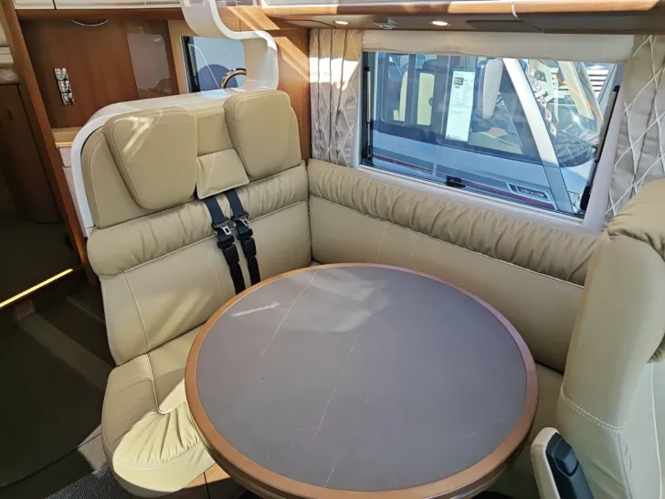 Fahrzeugbild Carthago chic s-plus I 50 LE Iveco #12