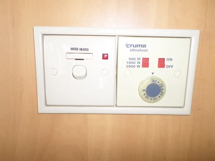 Fahrzeugbild SWIFT CHALLENGER 390 SE #23