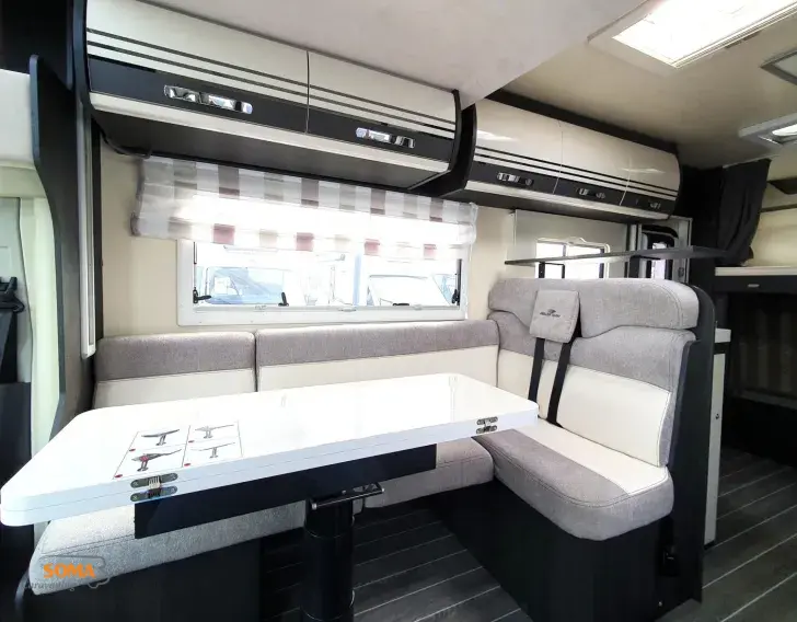 Fahrzeugbild Roller Team Kronos 274 TL #9