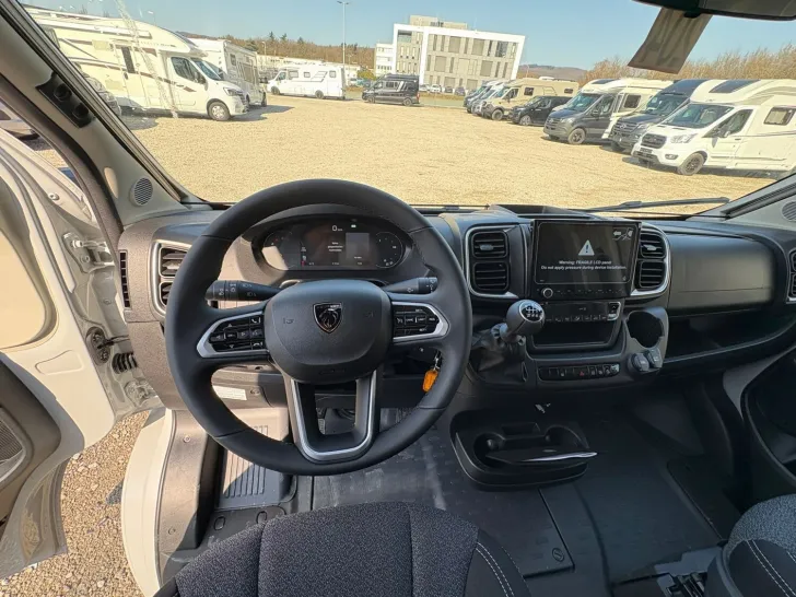 Fahrzeugbild Crosscamp EXPDN 7.0 E Peugeot #11