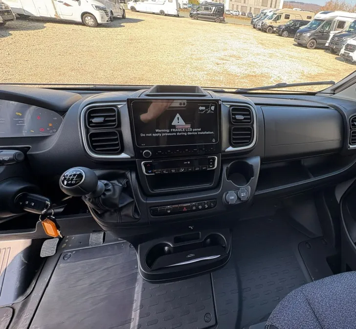 Fahrzeugbild Crosscamp EXPDN 7.0 E Peugeot #12