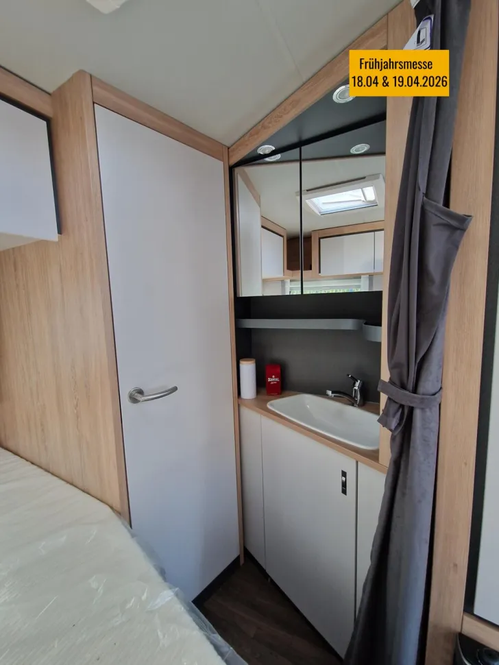 Fahrzeugbild Knaus Sport 450 FU #19