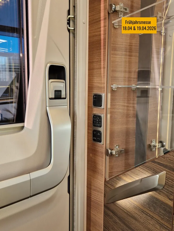 Fahrzeugbild Knaus Sun i 700 LEG #20