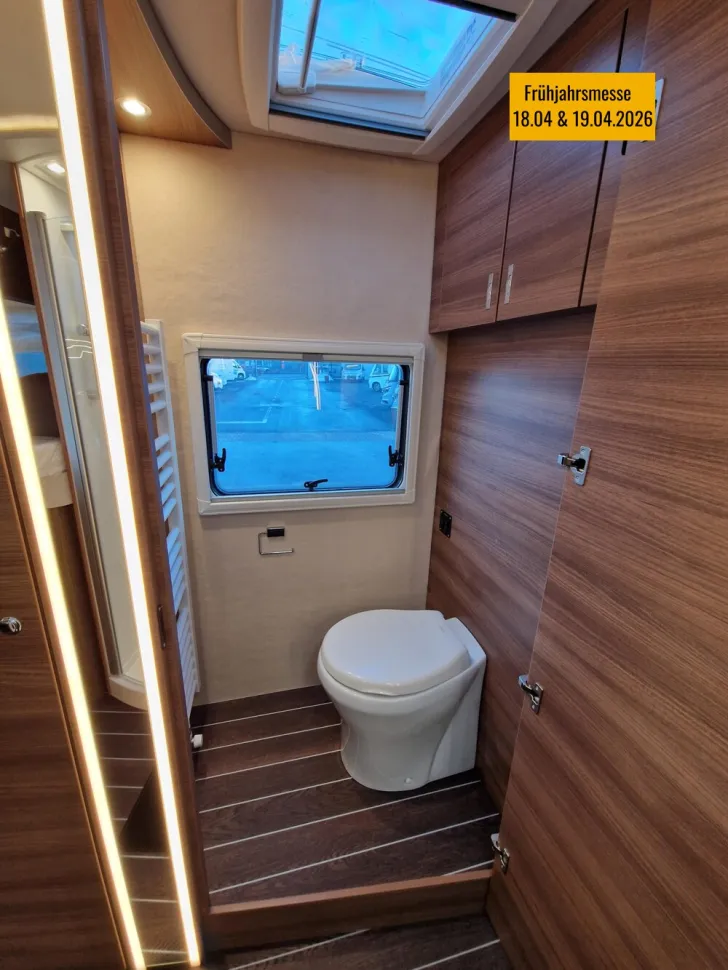 Fahrzeugbild Knaus Sun i 900 LEG #24