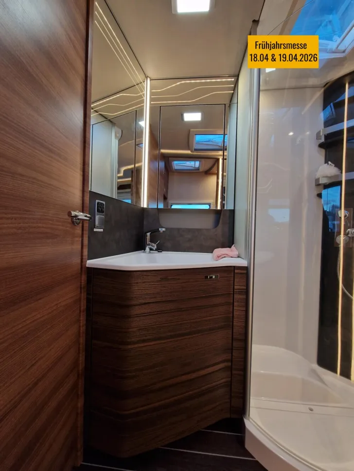 Fahrzeugbild Knaus Sun i 900 LEG #27