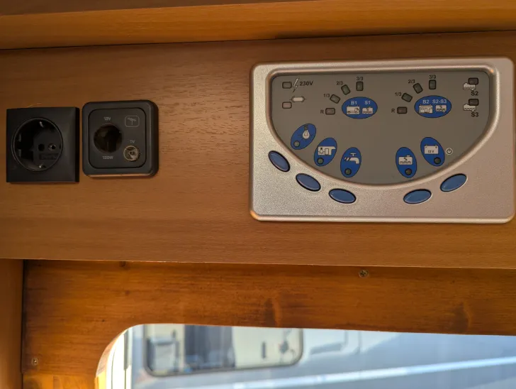 Fahrzeugbild Roller Team Sirio 599 #7