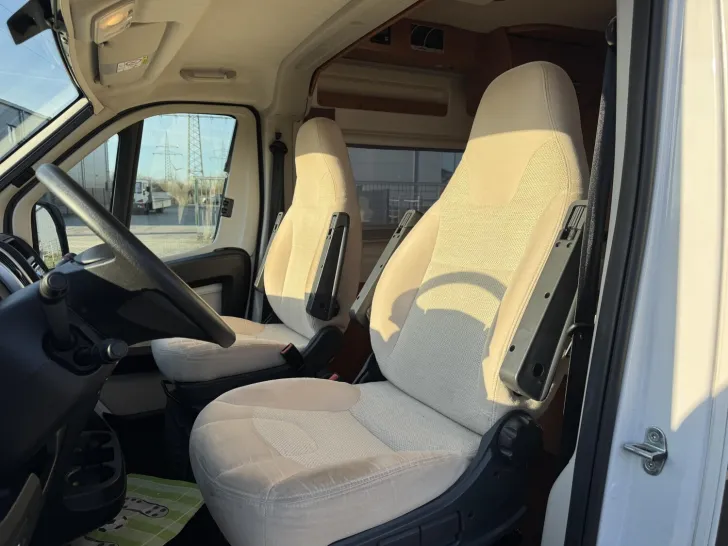 Fahrzeugbild Malibu Van 600 DB #8