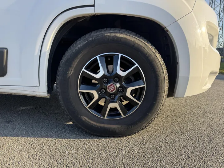 Fahrzeugbild Malibu Van 600 DB #33