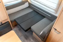 Fahrzeugbild LMC Tandero 430 D *Querbett*Glattblech*Therme*LMF* #10
