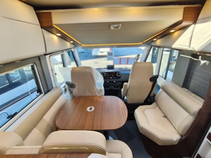 Fahrzeugbild Carthago chic c-line I 4.9 LE L MB 2026 #10