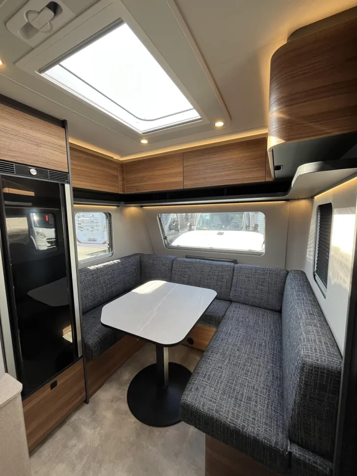 Fahrzeugbild Hymer Eriba Nova 495 #7