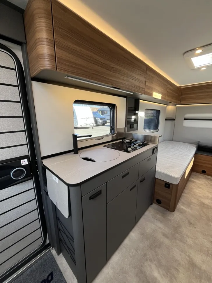 Fahrzeugbild Hymer Eriba Nova 495 #8