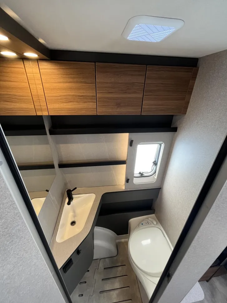 Fahrzeugbild Hymer Eriba Nova 495 #13