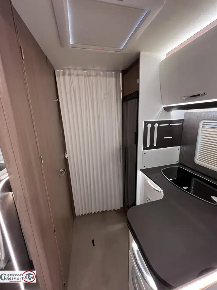 Fahrzeugbild Bürstner Lyseo TD 690 G #23
