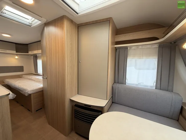 Fahrzeugbild LMC Sassino 460 E Einzelbetten 1360 kg #10