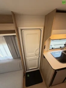 Fahrzeugbild LMC Sassino 460 E Einzelbetten 1360 kg #24