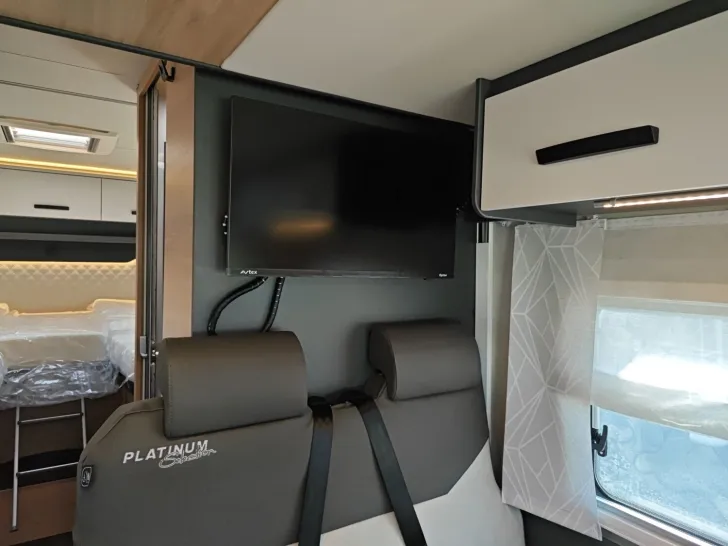 Fahrzeugbild Knaus L!VE WAVE PLATINUM SELECTION 650 MEG Live Wave #21