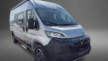 Schräg Vorne Sunlight Camper Van CLIFF 640 Sofort verfügbar