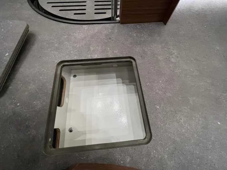 Fahrzeugbild Carthago chic c-line I 5.9 XL LE Mercedes (311) #37