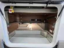 Fahrzeugbild Carthago chic c-line I 5.9 XL LE Mercedes (311) #42