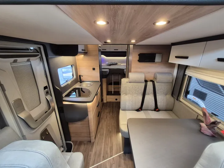Fahrzeugbild Knaus L!VE WAVE 650 MEG Black Selection #5