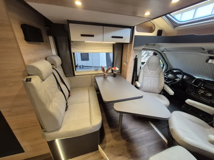 Fahrzeugbild Knaus L!VE WAVE 650 MEG Black Selection #8