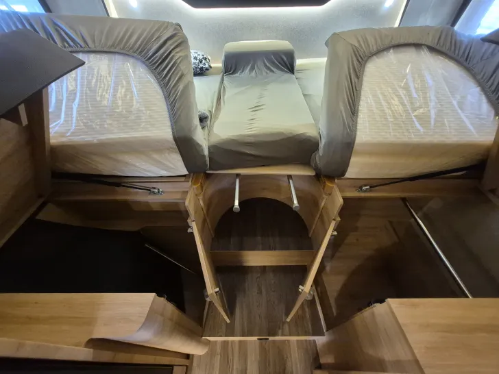 Fahrzeugbild Knaus L!VE WAVE 650 MEG Black Selection #23