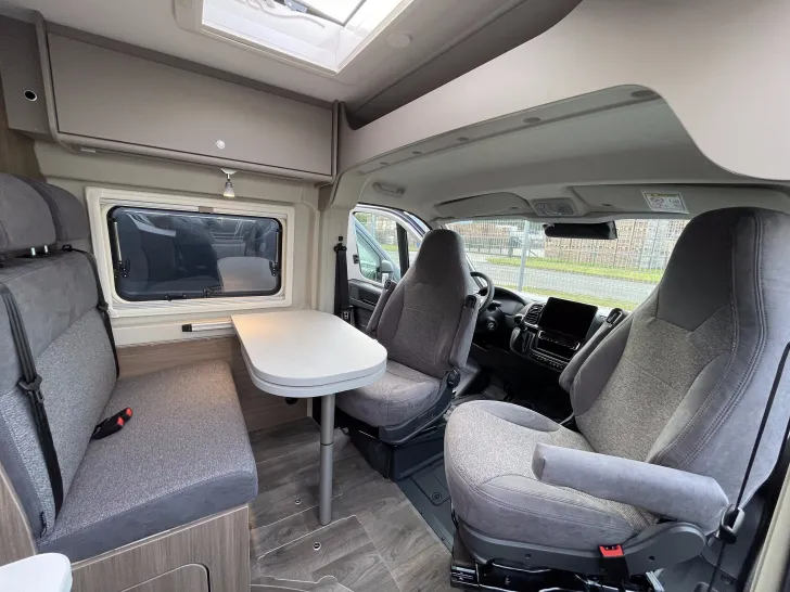 Fahrzeugbild Carado CV 640 PRO UPE 76.310,- #33