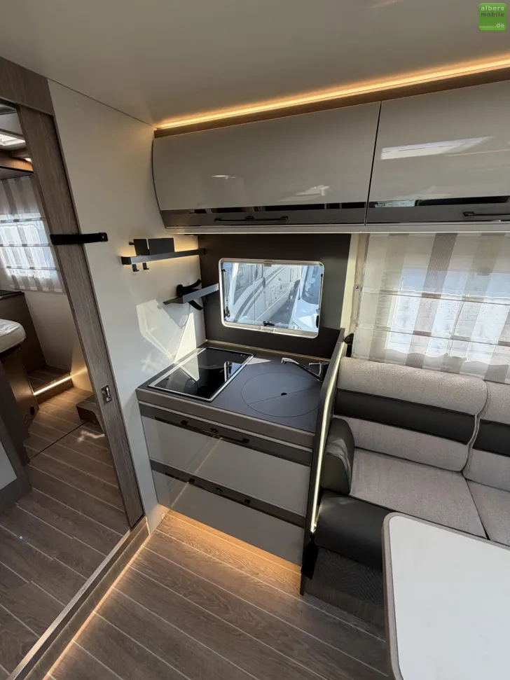 Fahrzeugbild Roller Team Zefiro 266 P Truma C 6 DE Heizung 4100 kg 2026 #12