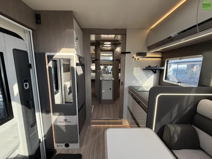 Fahrzeugbild Roller Team Zefiro 266 P Truma C 6 DE Heizung 4100 kg 2026 #15