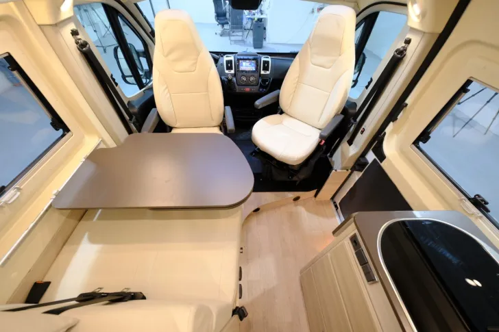 Fahrzeugbild Dreamer 600 Fun DSS/Festbett/Klima/Solar/Markise/Euro6 #10