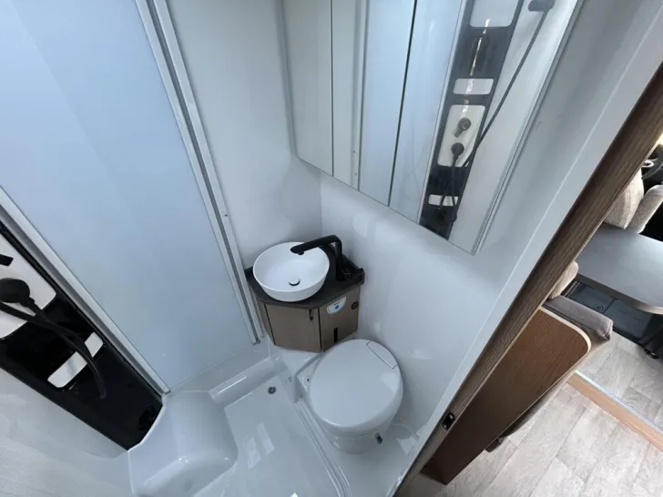 Fahrzeugbild Hobby OnTour C 680 GE #14