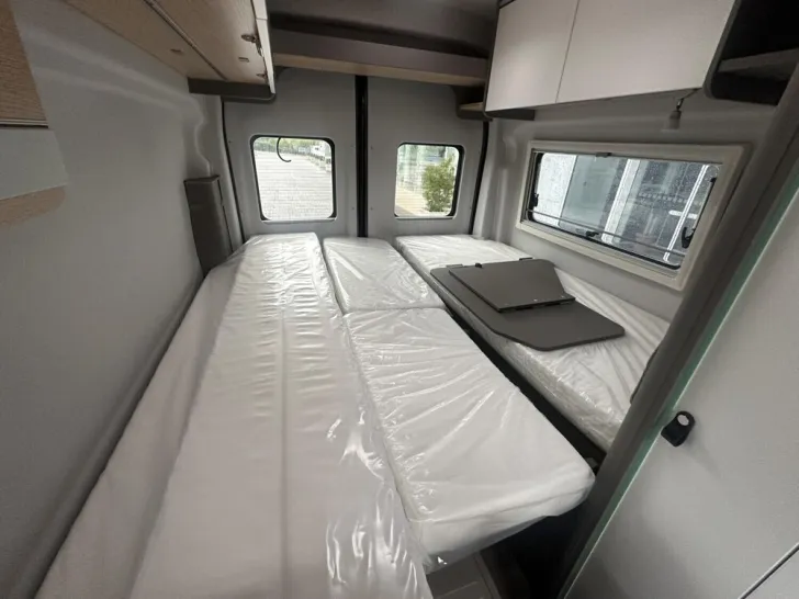 Fahrzeugbild LMC Innovan Ford 592 #12