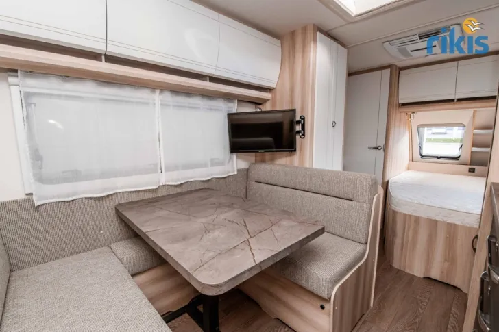 Fahrzeugbild Hobby De Luxe 540 KMFe #11