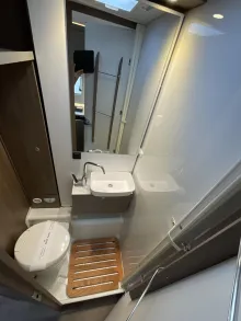 Fahrzeugbild Carado I 338 #13