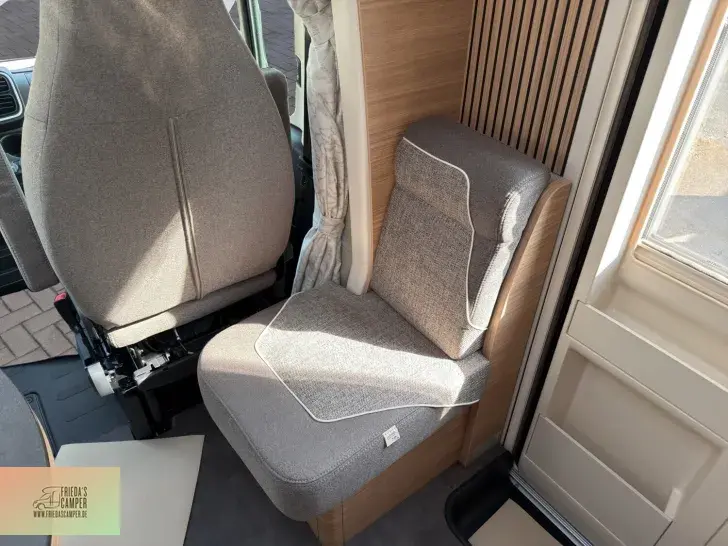 Fahrzeugbild Malibu T 430 KB LE lightw. Top Ausstattung #15
