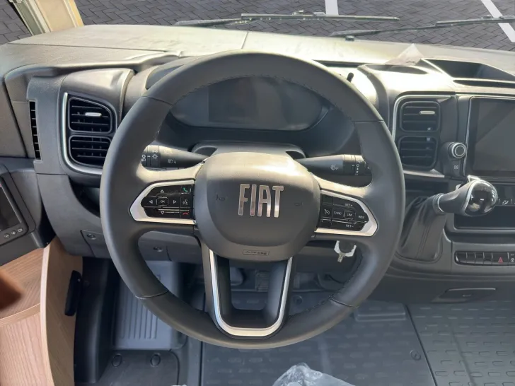 Fahrzeugbild Malibu I 430 KB LE Preishammer! Fiat lightweight #12