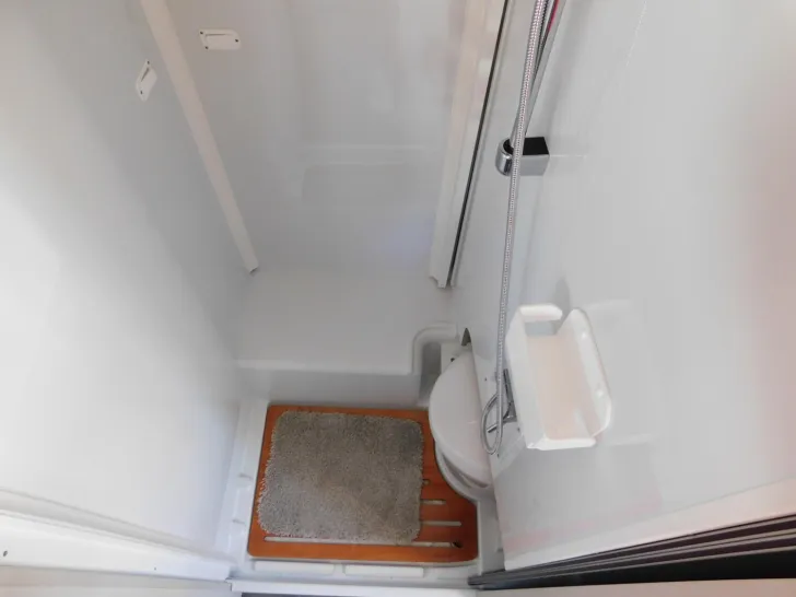 Fahrzeugbild Dethleffs Globebus I 4 #13