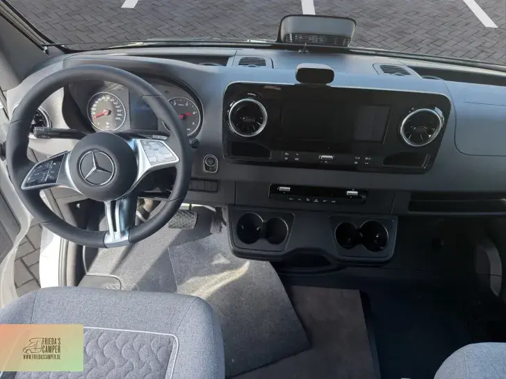 Fahrzeugbild Malibu T MB 470 RB LE K comf. Osteraktion 4000 Rabatt #11