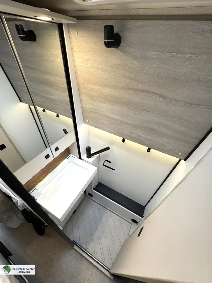 Fahrzeugbild Bürstner Habiton HMX 6.0 VERFÜGBAR #13