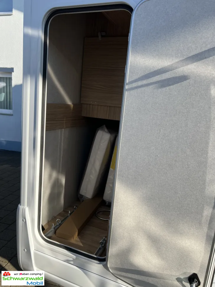 Fahrzeugbild Pilote P620D MJ25 AUTOM. 6EH Markise Solar uvm. #9