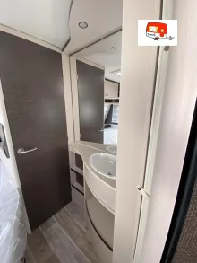 Fahrzeugbild Dethleffs c-go 565 FMK ähnlich Camper 560 #10