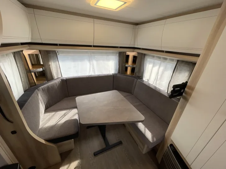 Fahrzeugbild Hobby De Luxe 495 UL IC-Line MJ2026 #10