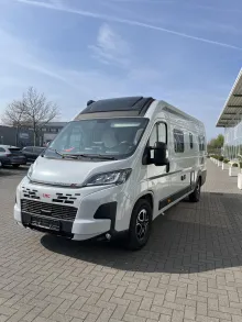 Fahrzeugbild LMC Innovan 640 #3