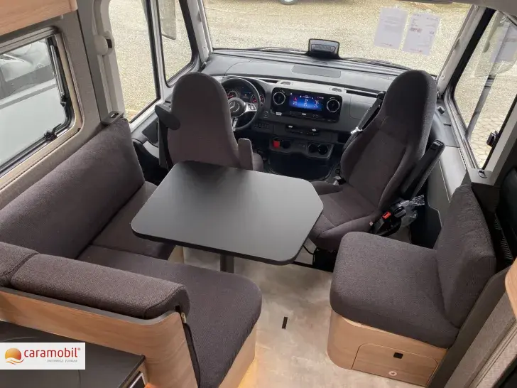Fahrzeugbild Hymer BMC-I 680 Arktis/RFK/Navi/Hubbett #9