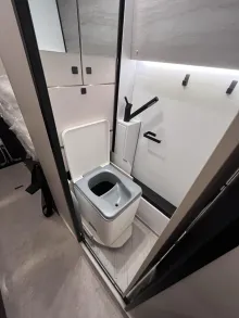 Fahrzeugbild Bürstner Habiton HM 6.0 #28